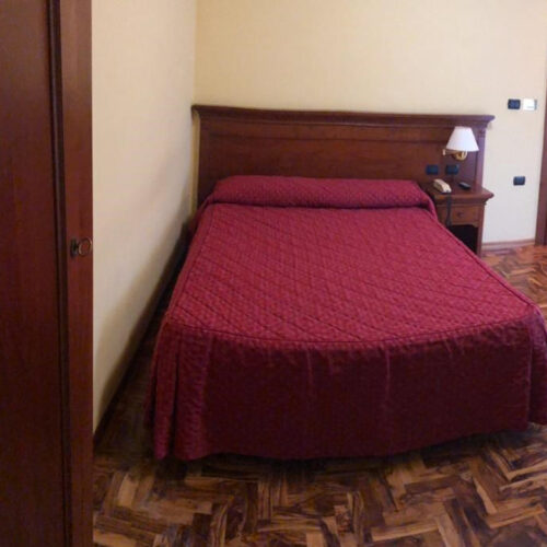 albergo-uliveto-camera-singola-thumb