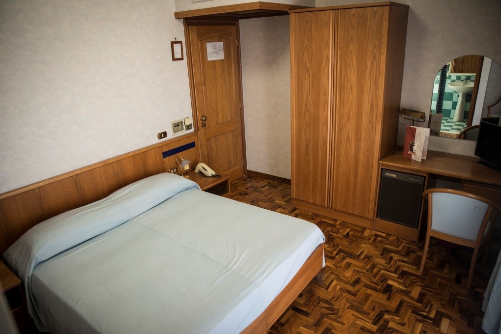 albergo-uliveto-camere-camera-family-economy-001